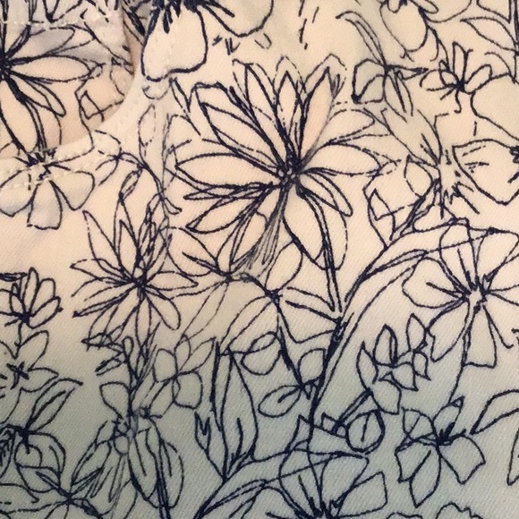 NYDJ Ariel crop size 14 used great material excellent condition - Picture 4 of 7